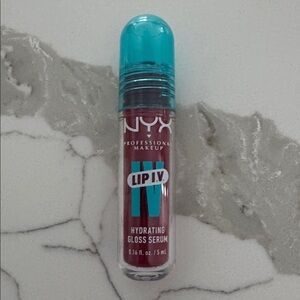 🌸5/$25🌸 NYX lip iv hydrating gloss serum in berry thirsty